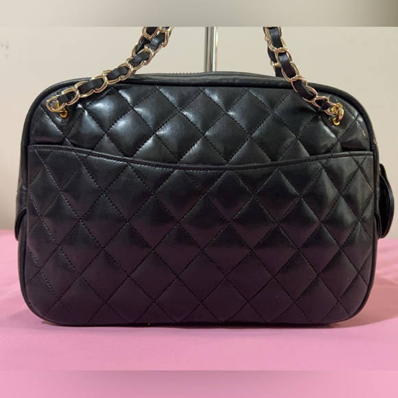 Chanel Vintage Quilted Camera Bag - Picture 4 of 16